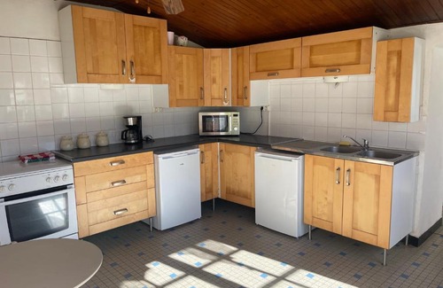 Duil-sur-le-Mignon House | Les Constellations, 8 gite complex, 53 people, marriage, birthday, etc