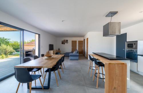 Bessas House | Les Lauriers Roses - Maison climatisée piscine