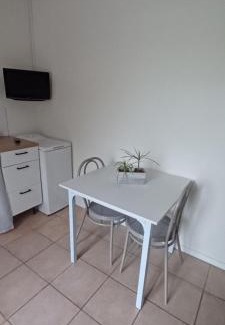 Sevremont House | Les lavandières