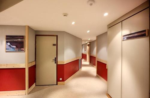 Les Bruyeres Apartment | Les Menuires - 2 pièces 4/5 pers - 42m² - Balcons - Ski aux pieds - Rés. Aconit - FR-1-178-294