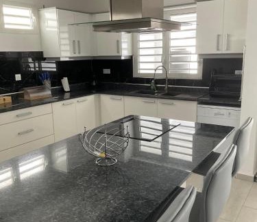 Capesterre-Belle-Eau Apartment | Les Naïdes -T4 Créole entre Plages&Cascades