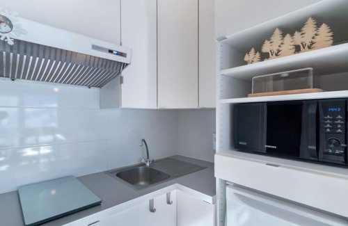 Le Lavachet Apartment | Les Pistes (Lavachet) by Interhome