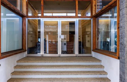 Saint-Pierre-de-Clages Apartment | Les Platanes I1 - 6 pers - centre station