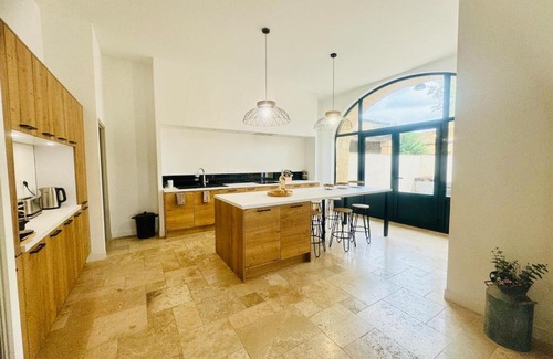 Ledenon House | Les Rives du Parc Piscine 12 personnes