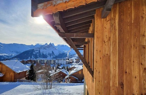 La Toussuire Ski Chalet | Les Sybelles/La Toussuire : Chalet Hestia avec vue superbe