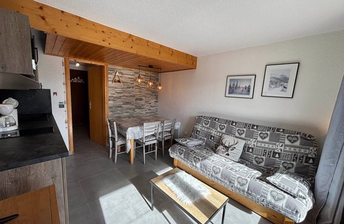 Les Saisies Apartment | Les Saisies - Equipped Studio Cabin for 4 with Balcony