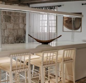 Cove Tri Zala (Zrnovo) Apartment | Lesic Dimitri Palace