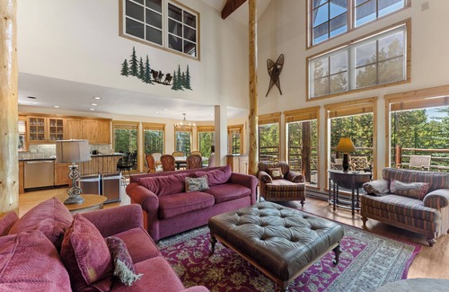 Keystone House | Less than 10 Minutes from Keystone Lifts, Easy Access to Golf/Hiking/Biking!