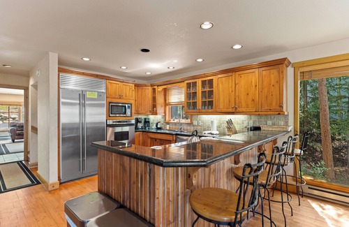 Keystone House | Less than 10 Minutes from Keystone Lifts, Easy Access to Golf/Hiking/Biking!