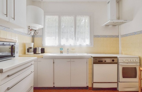 Andernos-les-Bains Ski Chalet | Less than 2km from the beach, house for 6