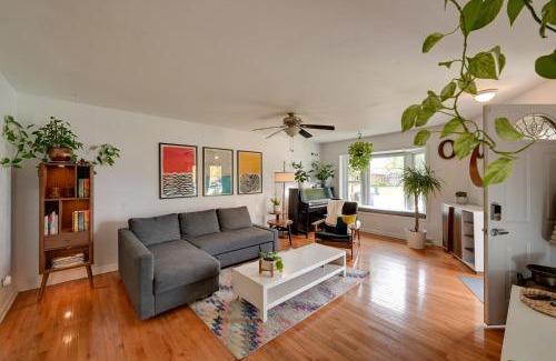 Virginia Village House | Less Than 7 Mi to Dtwn Denver Home with Large Yard!