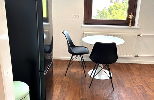 Wolfenbuettel Apartment | Lessingstube: Bright, cozy apartment with box spring bed & close to Jägermeister