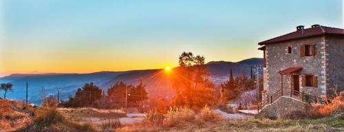 Mesaia Trikala House | Levanta Guesthouse