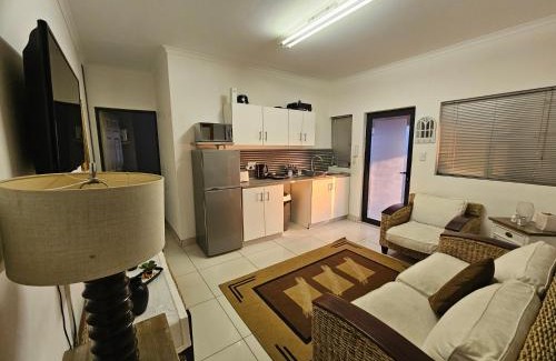 Windhoek House | Li-Bru Self Catering Accommodation