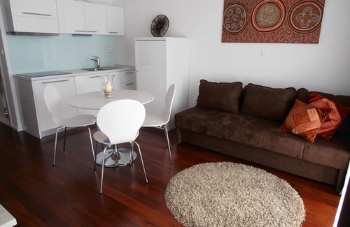 Drasnice Apartment | Lianto, Cozy 2-bedroom apartment with AC and WiFi in marvelous Drašnice