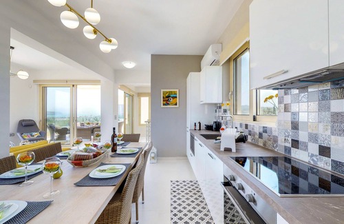 Agia Villa | LIBERTY & FREEDOM villa, helipad and pools!Perfect for large groups up to 16 !