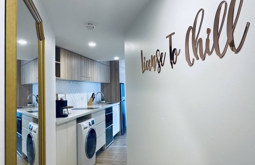 Mooloolaba Apartment | License To Chill Couple’s Escape in Mooloolaba