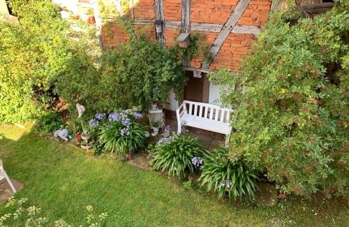 Wartmannsroth House | Liebevolles, altes Schulhaus im Vintage Stil