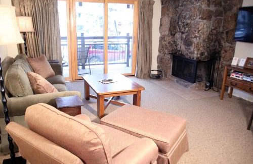 Aspen House | Lift One Condominiums - 1, 2, 3 Bedroom Units Adjacent To Downtown Aspen