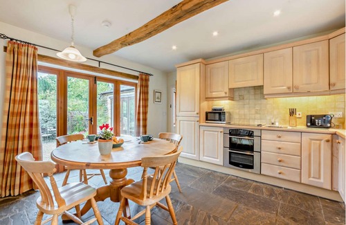 Ilmington Cottage | Light and airy dog friendly barn conversion - Cider Press Cottage