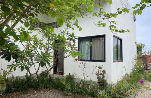 Siem Reap House | Light-Filled 2 Bedroom Home with Private Suite