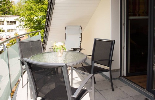 Bad Salzuflen Apartment | Light-flooded, modern apartment with 2 balconies