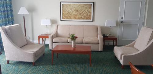 Bell Channel Bay Resort | Lighthouse Pointe at Grand Lucayan Resort