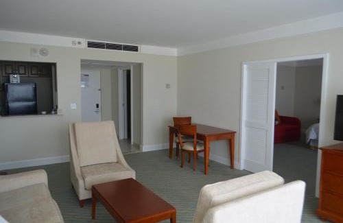 Bell Channel Bay Resort | Lighthouse Pointe at Grand Lucayan Resort