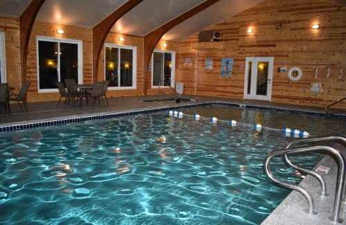 Mackinaw City Hotel | Lighthouse View Motel