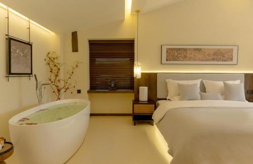 Dayan Old Town Hotel | LiJiang ancient city. Yun Du Ru Chu Song dynasty aesthetics holiday courtyard