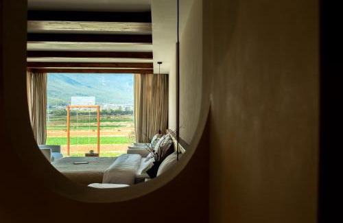 Yulong Hotel | Lijiang Tennessee Farmhouse hotel