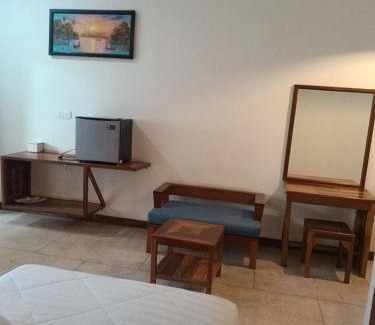 Sangkat Sla Kram Hotel | Lika's Family Pool Villa