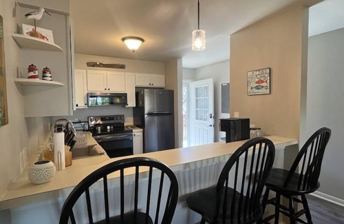 Rehoboth Beach Condo | Like New First Floor Unit!