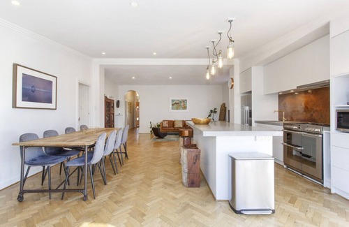 South Fremantle Apartment | Lilly`s Cottage - 3bdrm Heritage House, South Fremantle