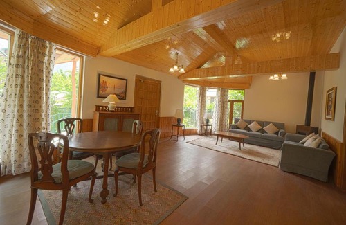 Manali House | Lily Brook Cottage