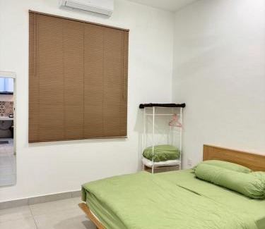 Kuala Sungai Baru House | Lily Homestay Villa