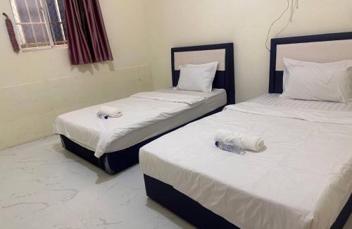 Khemarak Phoumin House | Lim Mohaleap Guest House