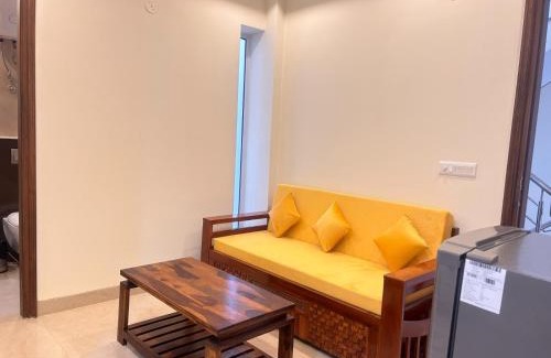 Sector 39 Hotel | Lime Tree Service Apartment - Medanta Medicity, Gurgaon