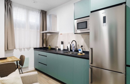 Ciudad Jardin Apartment | Limehome Madrid Calle de Matilde Diez