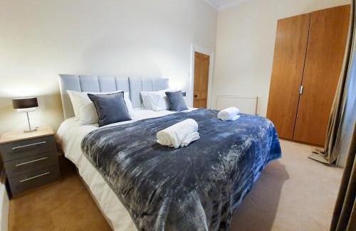 Dunfermline Apartment | Linburn House Apartment