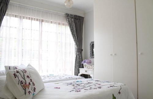 Pietermaritzburg Bed & Breakfast | Lincoln Cottages BnB & Self-Catering