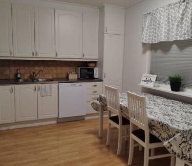 Narpio Apartment | LINDA -Modern Aprt 24-7 Check-in