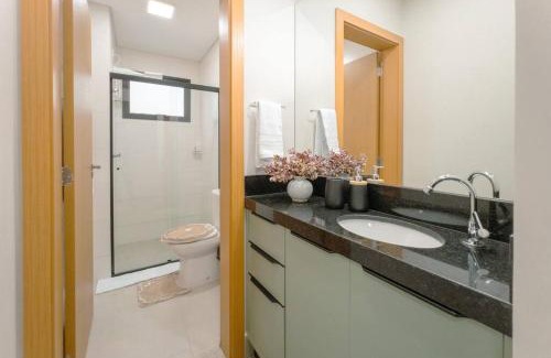 Zona 01 Apartment | Lindo Moderno e Central TV102