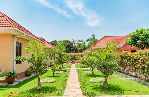 Moshi Hotel | Lindrin lodge moshi