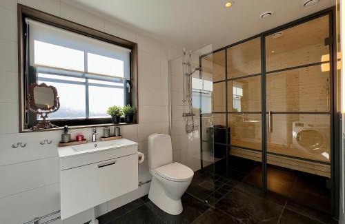 Salen Apartment | Lindvallen Ski Resort Pool and Padel - Sauna - 4 Guests