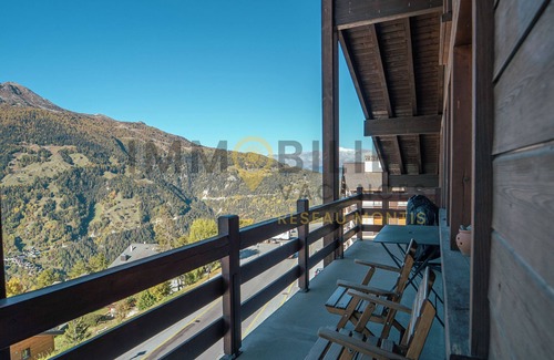 St. Luc Apartment | Linen is not included in the service. We provide, if desired, linen packages including bed linen, ba