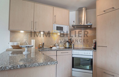 St. Luc Apartment | Linen is not included in the service. We provide, if desired, linen packages including bed linen, ba