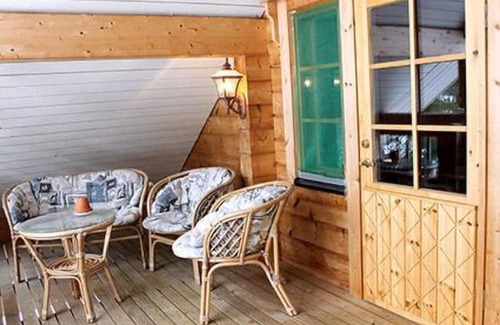 Lapinlahti House | Linnunlaulu by Interhome