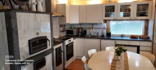 Ylikiiminki Villa | Lintukoto