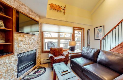 Vail Apartment | Lion Square Lodge South 556